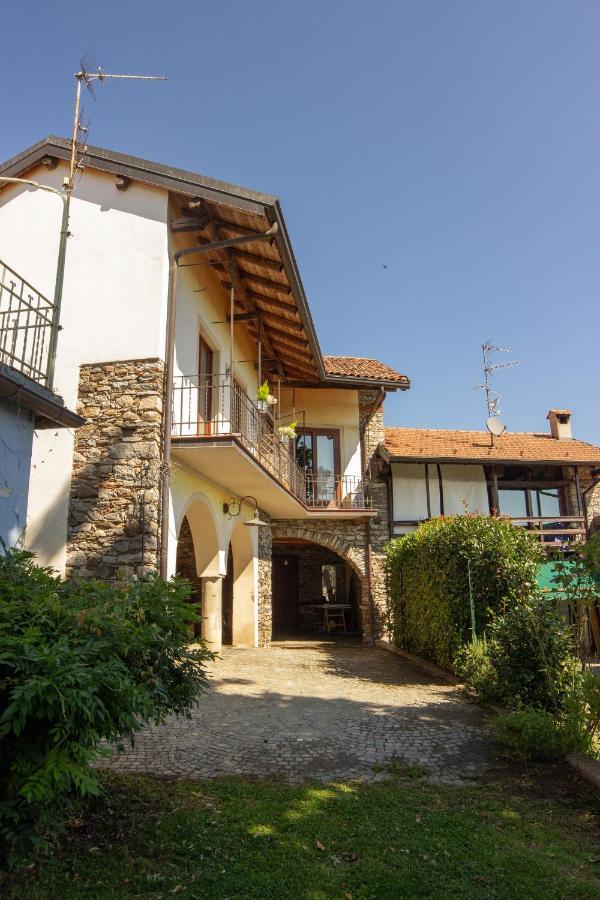 Casa Patrone Hotel Nebbiuno Exterior photo